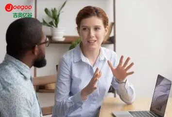 Pelanggan Thai Memilih Mesin Layan Diri Bekalan Basuh Kereta Kecil Kami