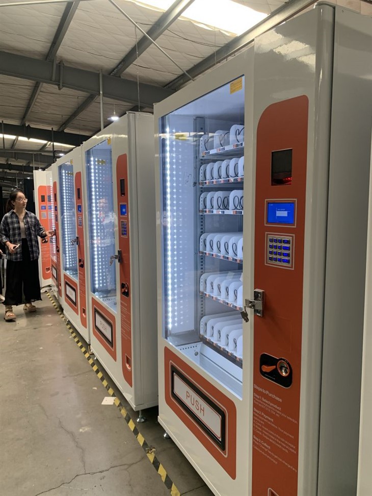 Food And Snack Vending Machine